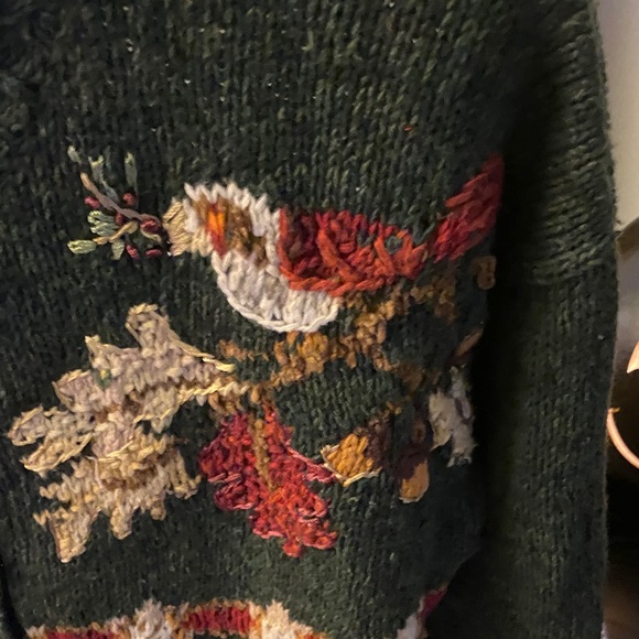 Heirloom Collectibles Green Embroidered Cardigan - Picture 3 of 10